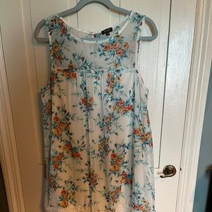 LILY ROSE summer dress, Size M, baby doll, sheer on top crocheted lace on bottom